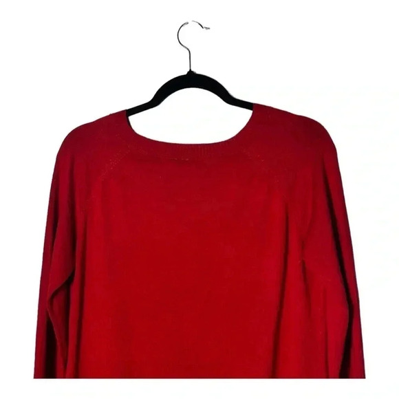 1932. NEW DIRECTIONS LONG SLEEVE SWEATER RED IN COLOR SIZE SMALL KNITTED SLITS - Picture 6 of 7